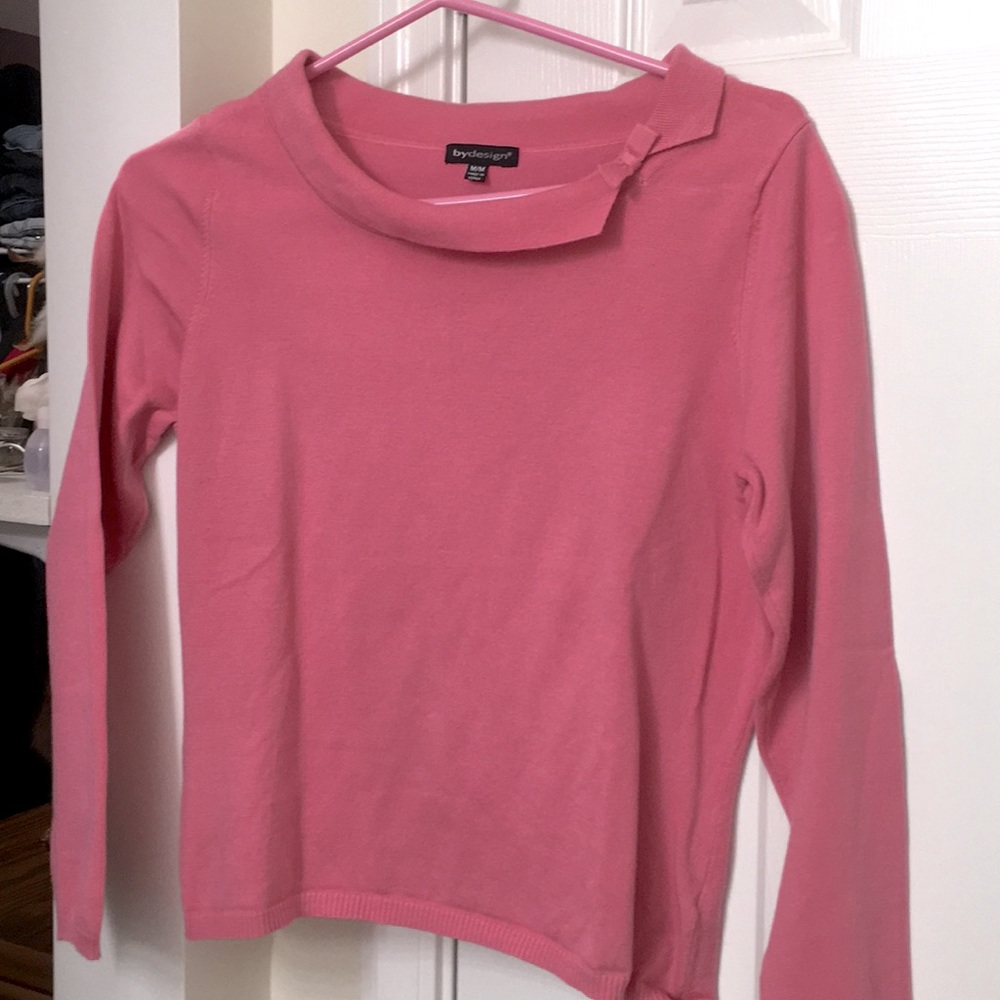 sweater with pink bow acrylic/ spandex